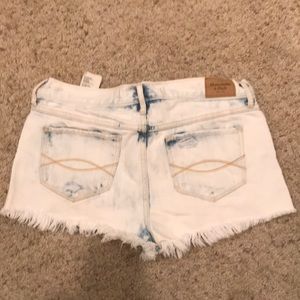 Acid washed cut offs